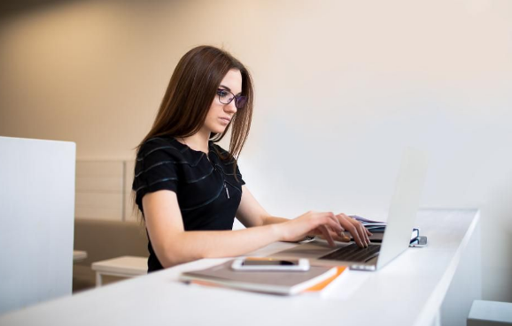 響應(yīng)式網(wǎng)站設(shè)計的4個最佳實踐-瑩晨建站-m.prodigallitmag.com